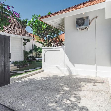 Green Garden Seminyak Villa Dış mekan fotoğraf
