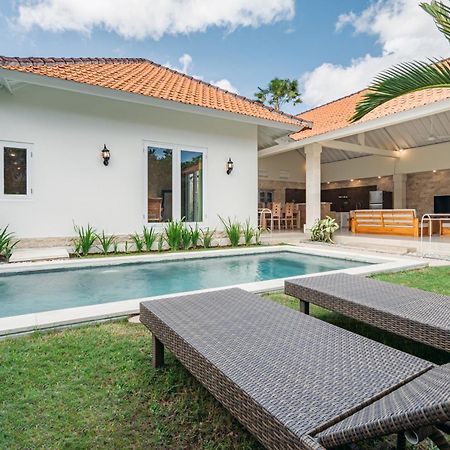 Green Garden Seminyak Villa Dış mekan fotoğraf